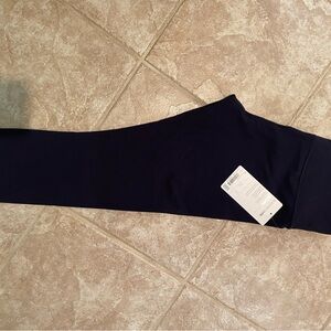 Athleta Elation Capri in Navy